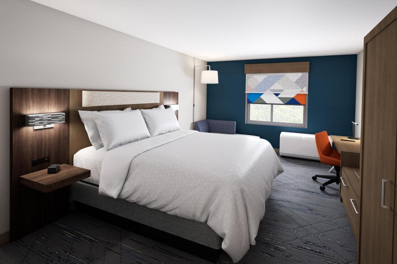 Holiday Inn Express & Suites Waynesboro East Экстерьер фото